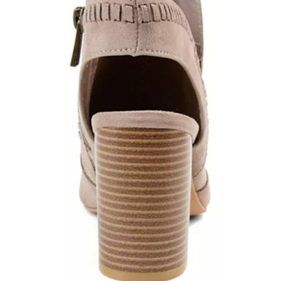 NWT Journee Booties - Picture 3 of 4